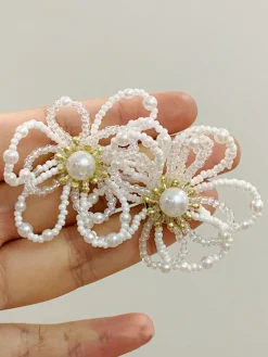 Clearance Retro Stage White Retro Beading Flower Hollow Stud Earrings