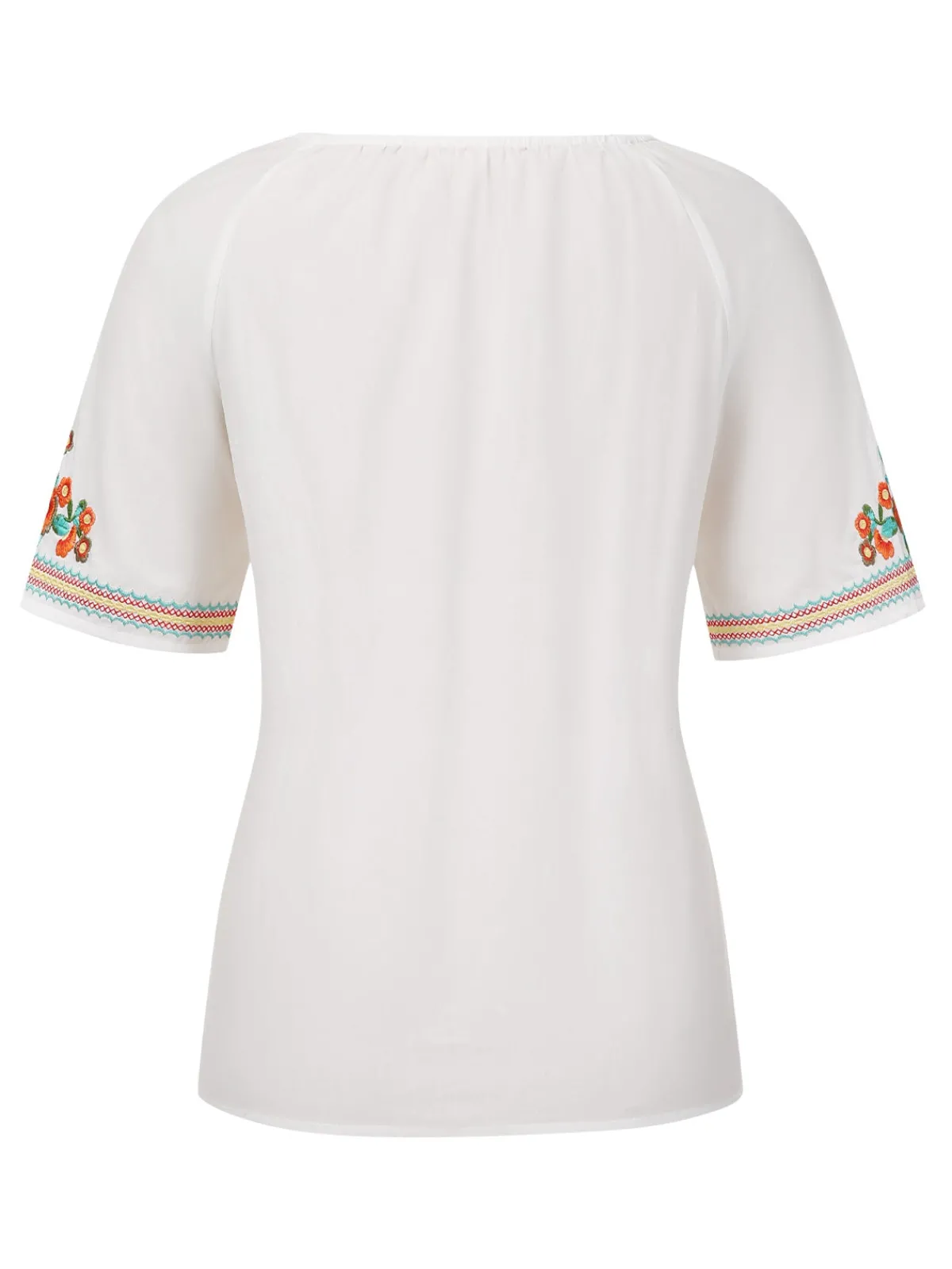 New Retro Stage 1970s Flower Embroidered Bohemian Top White
